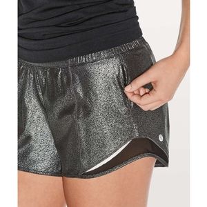 Lululemon Hotty Hot Shorts Glitter Luminosity Foil Silver Size 4 Tall